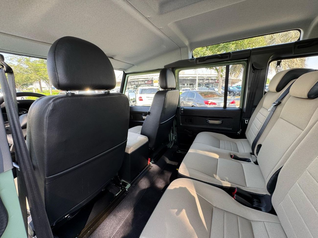 Land Rover Defender **2016**SAME BRAND NEW GERMAN SPEC