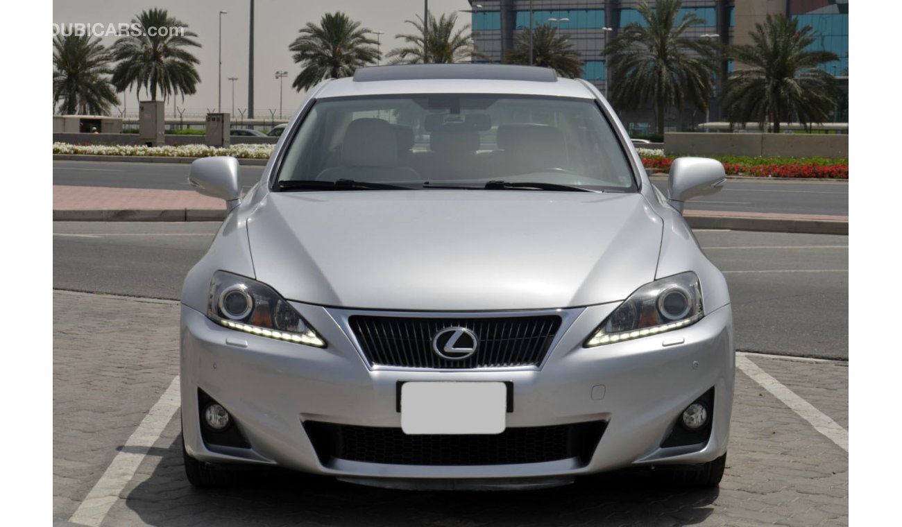 Lexus IS300 GCC Fully Loaded Perfect Condition