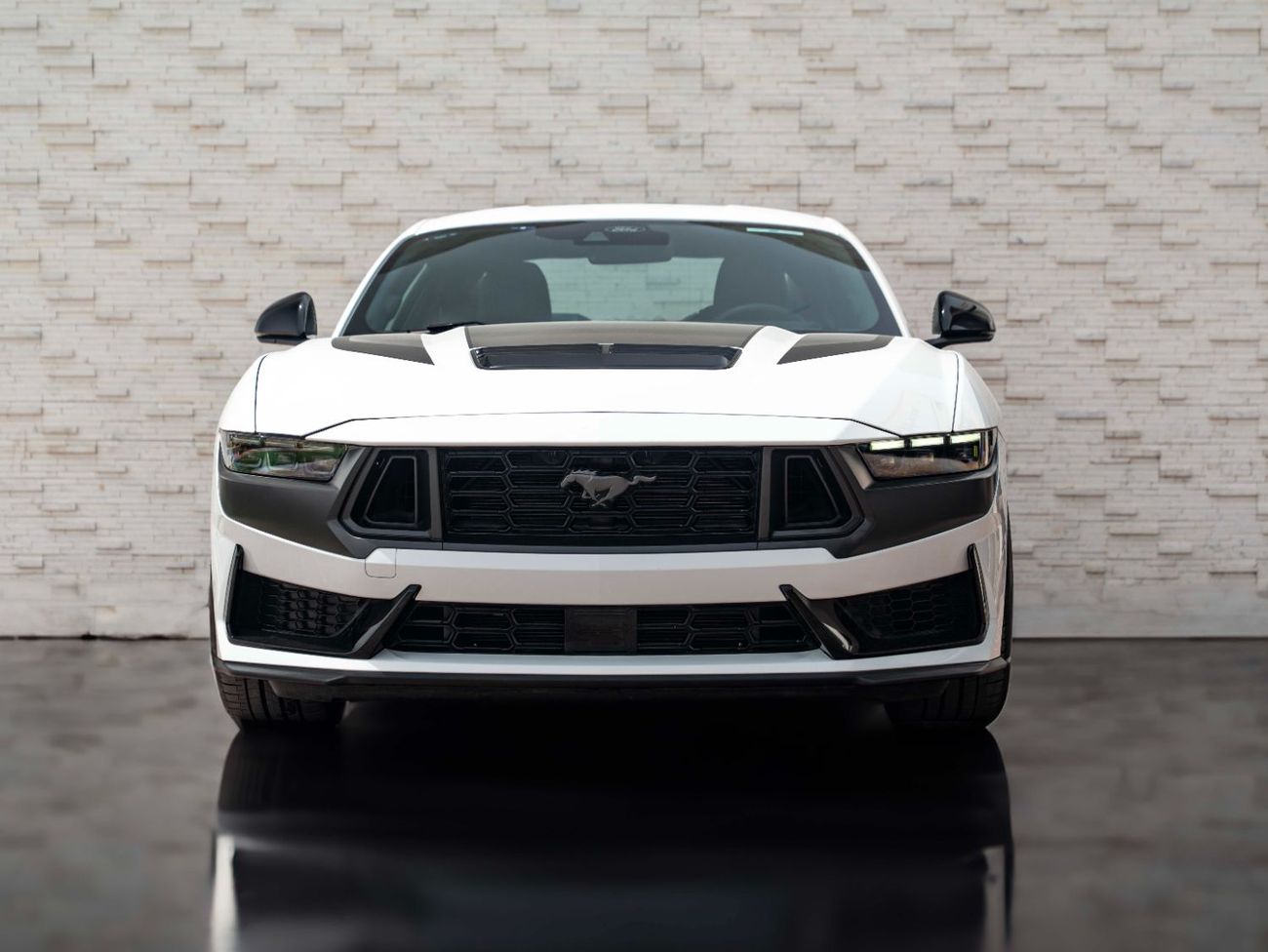 Ford Mustang Dark Horse