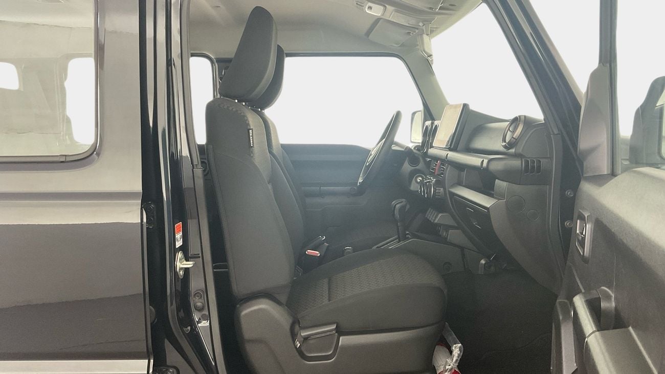 سوزوكي جيمني GLX | upto AED 20,000 Ramadan Discount | شامل الضمان | 0 ﺪﻔﻋﺓ ﺃﻮﻟﻯ