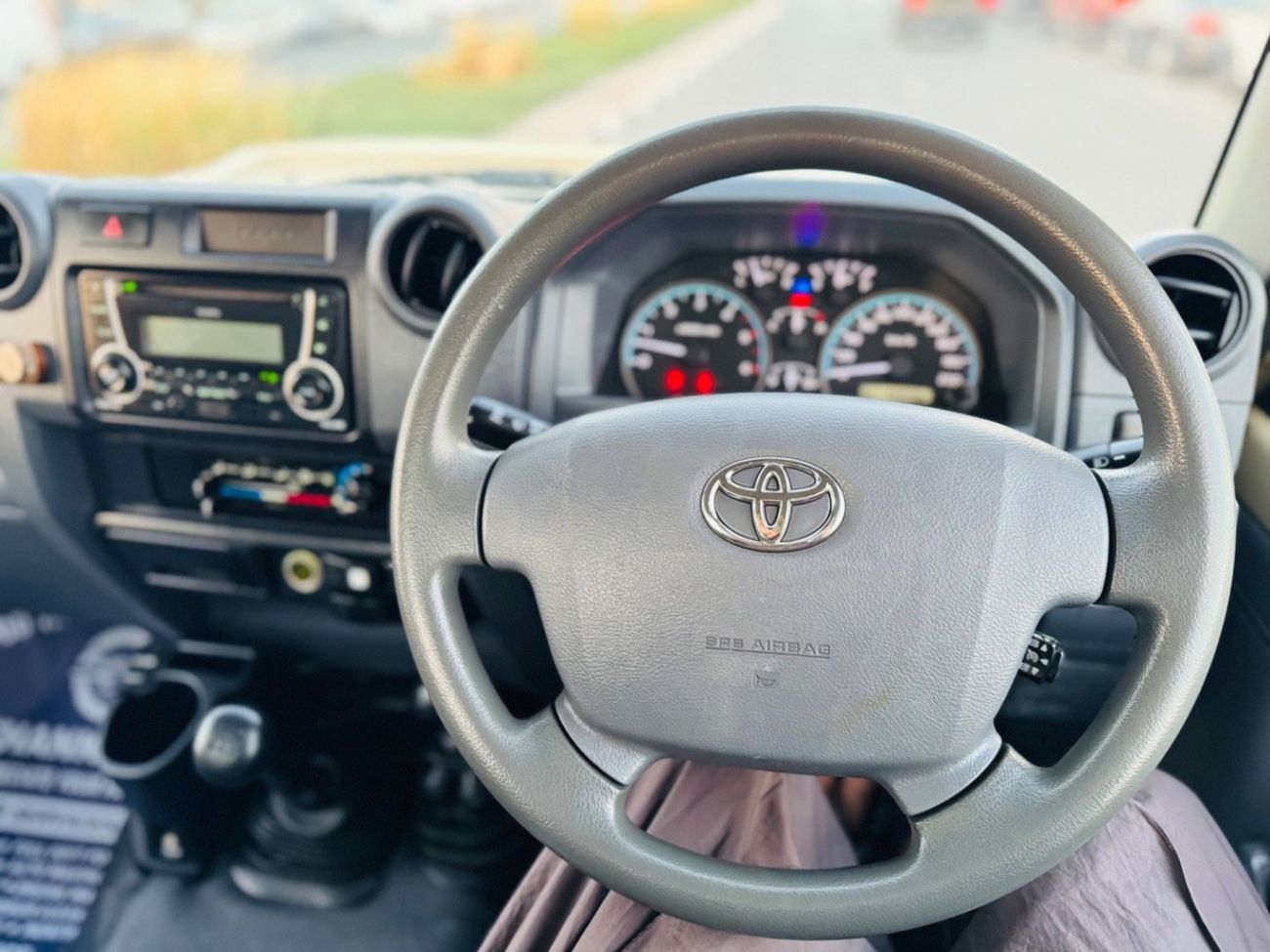 Toyota Land Cruiser Pick Up Toyota Land Cruiser pickup single cabin diesel v8 turbo engine