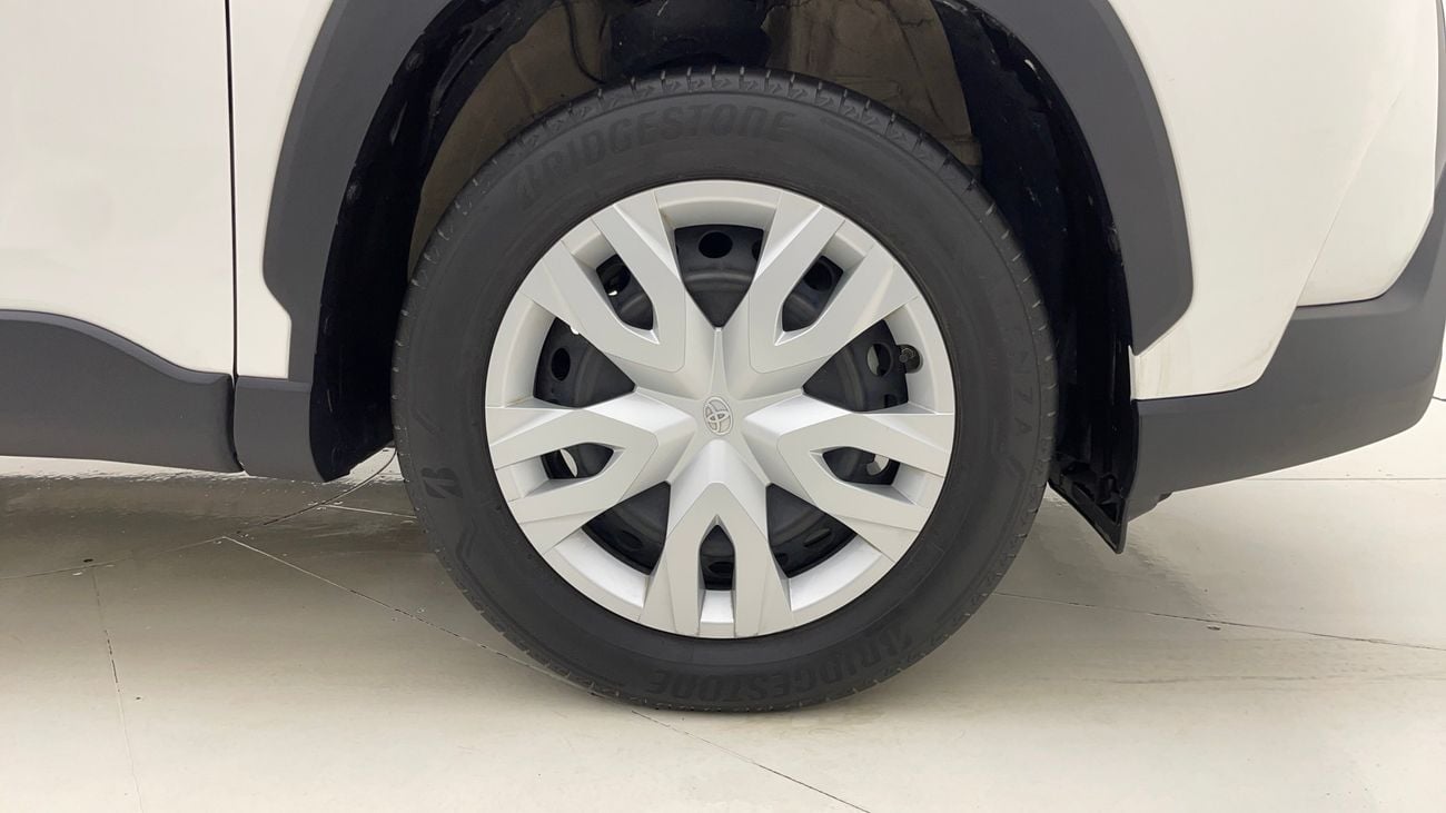 تويوتا كورولا كروس XL 1.8 | بدون دفعة مقدمة | اختبار القيادة في المنزل