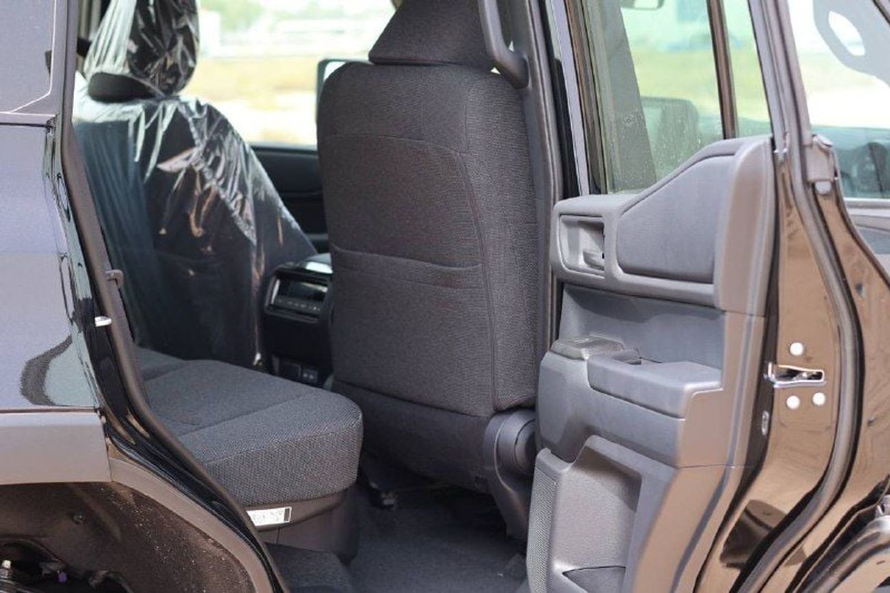 Toyota Prado 2.4L TURBO PTR A/T // 2025 // MID OPTION WITH COOL BOX , SUNROOF , CRUISE CONTROL // SPECIAL OFFER /