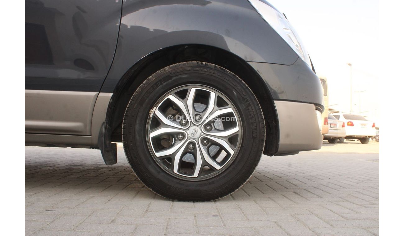 هيونداي جراند ستاريكس هيونداي جراند استاركس 2018 وارد كوريا اوراق جمارك بحالة ممتازة بدون حوادث