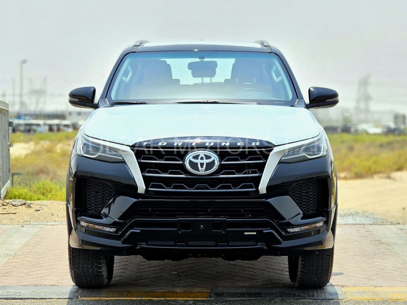 Toyota Fortuner TOYOTA FORTUNER 2.7 - G A/T - DIGITAL A.C - BLACK INSIDE TAN - 2025 MODEL - OMANI