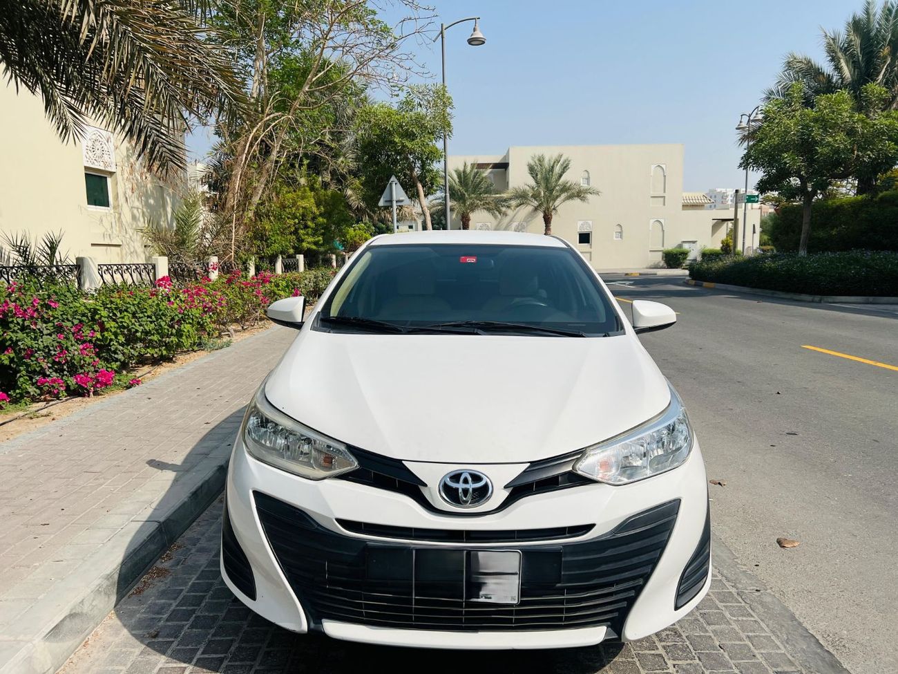 تويوتا يارس 1.5L PETROL AUTOMATIC TRANSMISSION