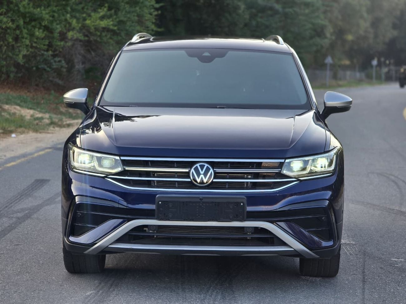 Volkswagen Tiguan R-Line 2.0L VOLKSWAGEN TIGUAN 2023 // KOREAN // 7 SEATS // PERFECT CONDITION // FULL OPITION // LOW