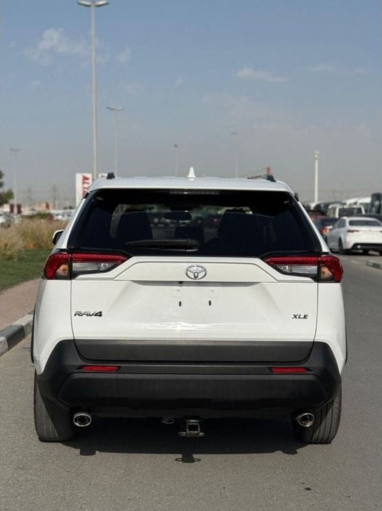 تويوتا راف ٤ XLE leather seats, push start