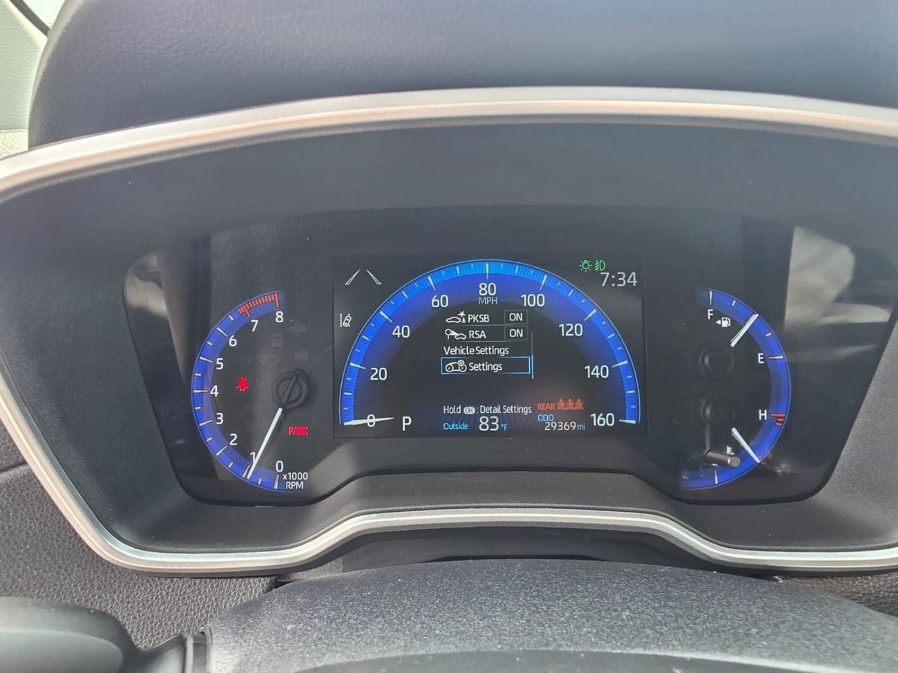 تويوتا كورولا كروس  2.0L (AWD)