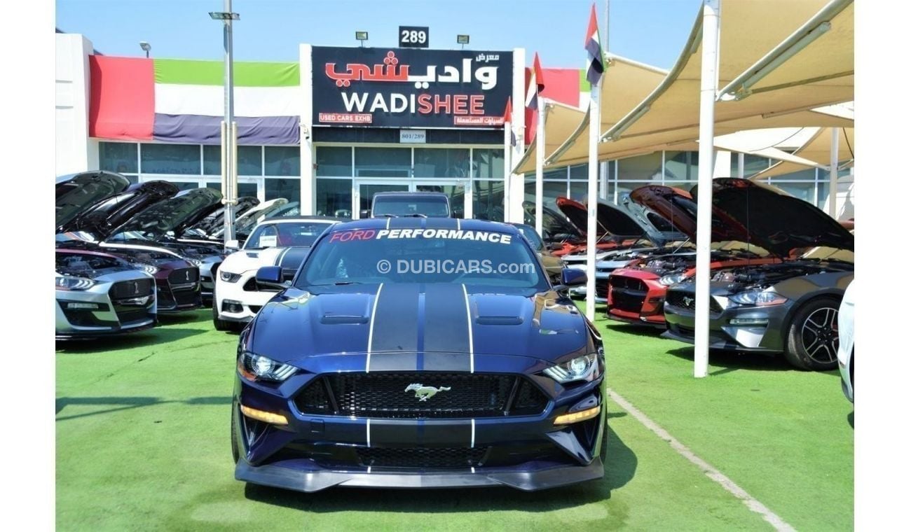 فورد موستانج MUSTANG //GT//5,0//DISTINCTIVE SHAPE