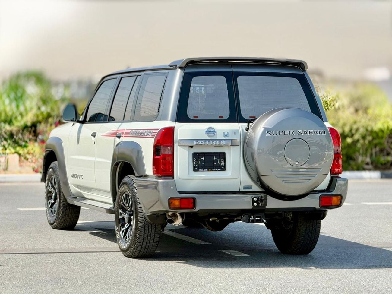 Nissan Patrol Super Safari NISSAN PATROL SUPER SAFARI 4.8L V6 | GCC SPECS | YEAR: 2023 | KMS: 57,000 | FULL-SERVICE HISTORY UND