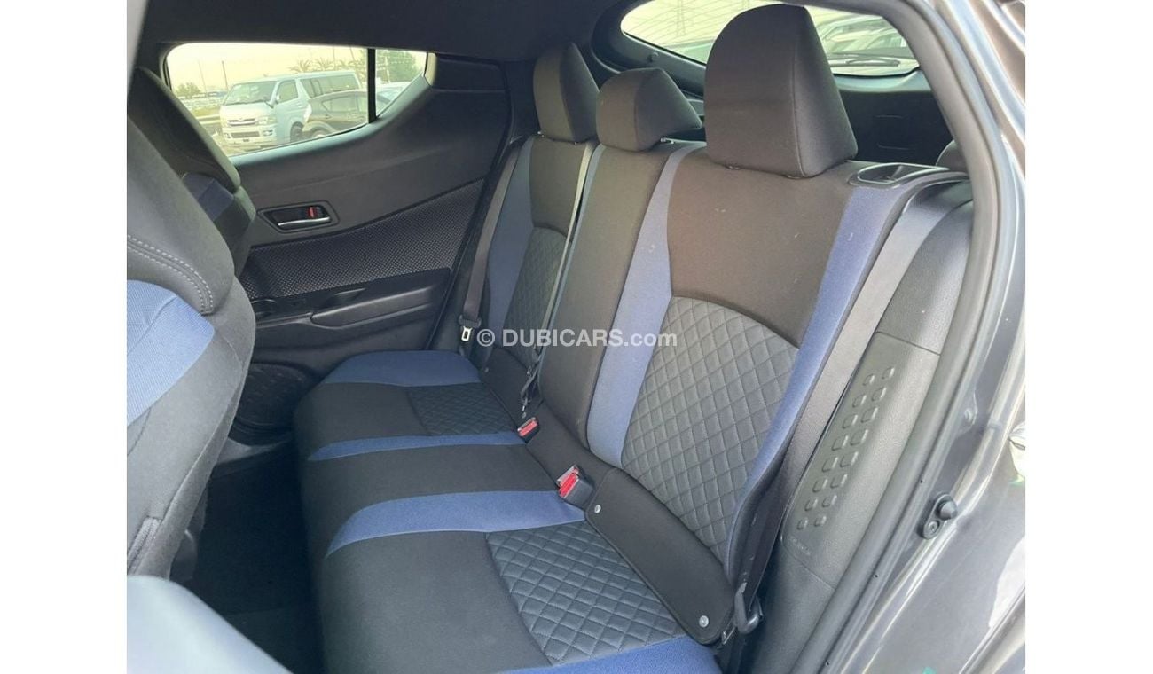 Toyota CHR 2021 Toyota C-HR Limited NightShade Edition With blue Guide Lines Inside