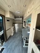 Ford Transit 350XL HD