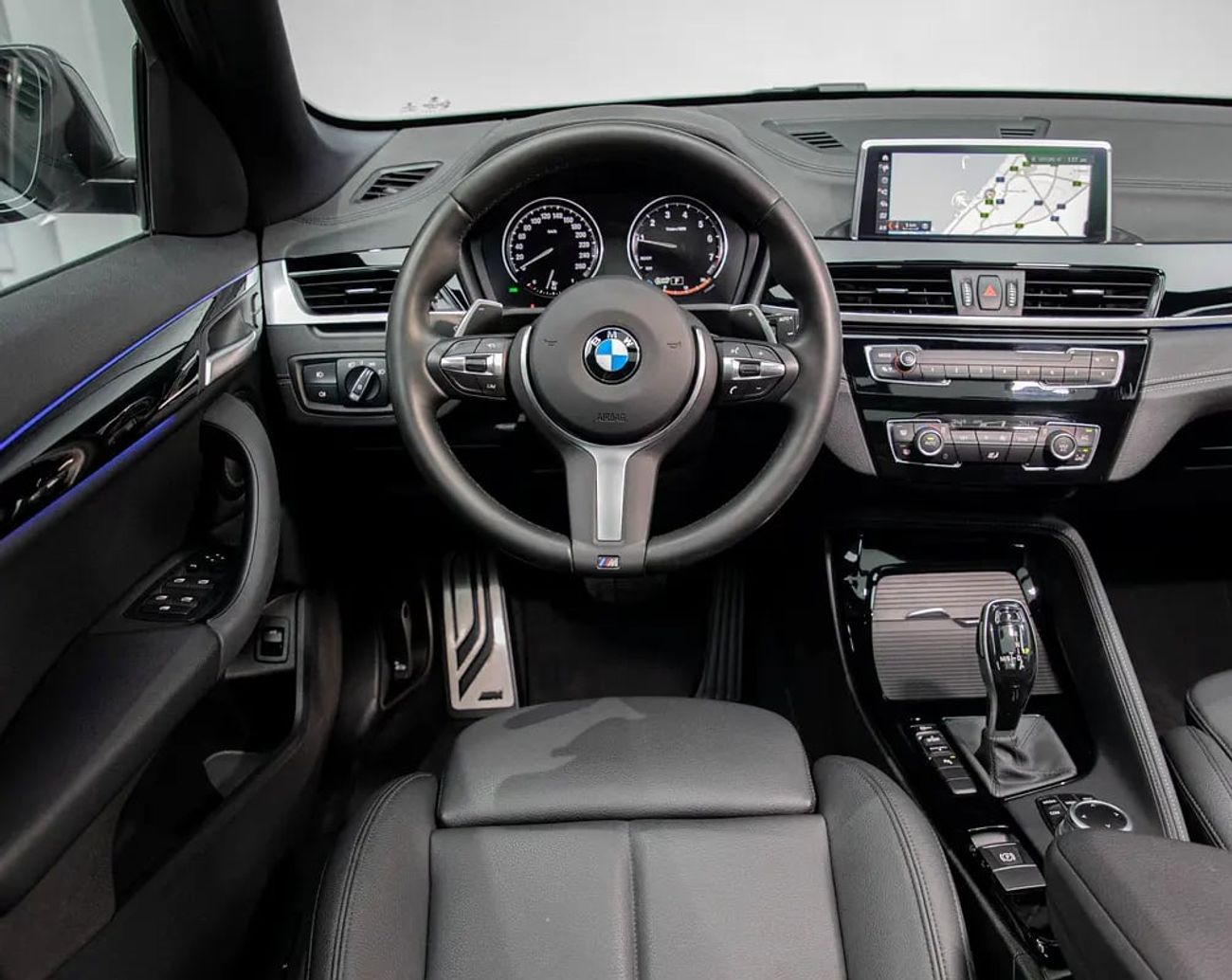 بي أم دبليو X1 sDrive20i M Sport