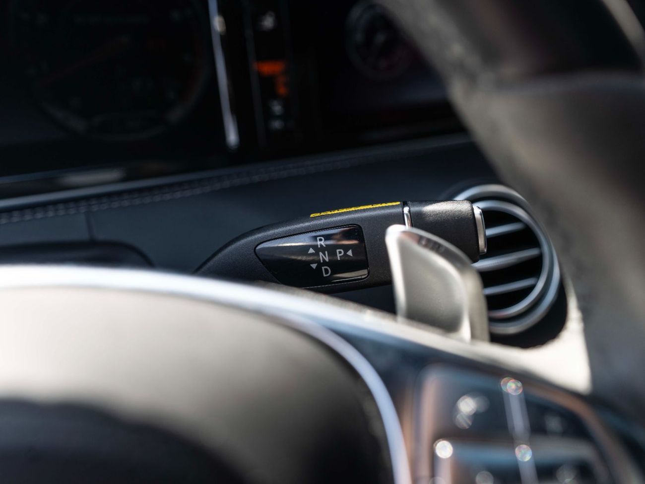 Mercedes-Benz S 63 AMG Std 5.5L