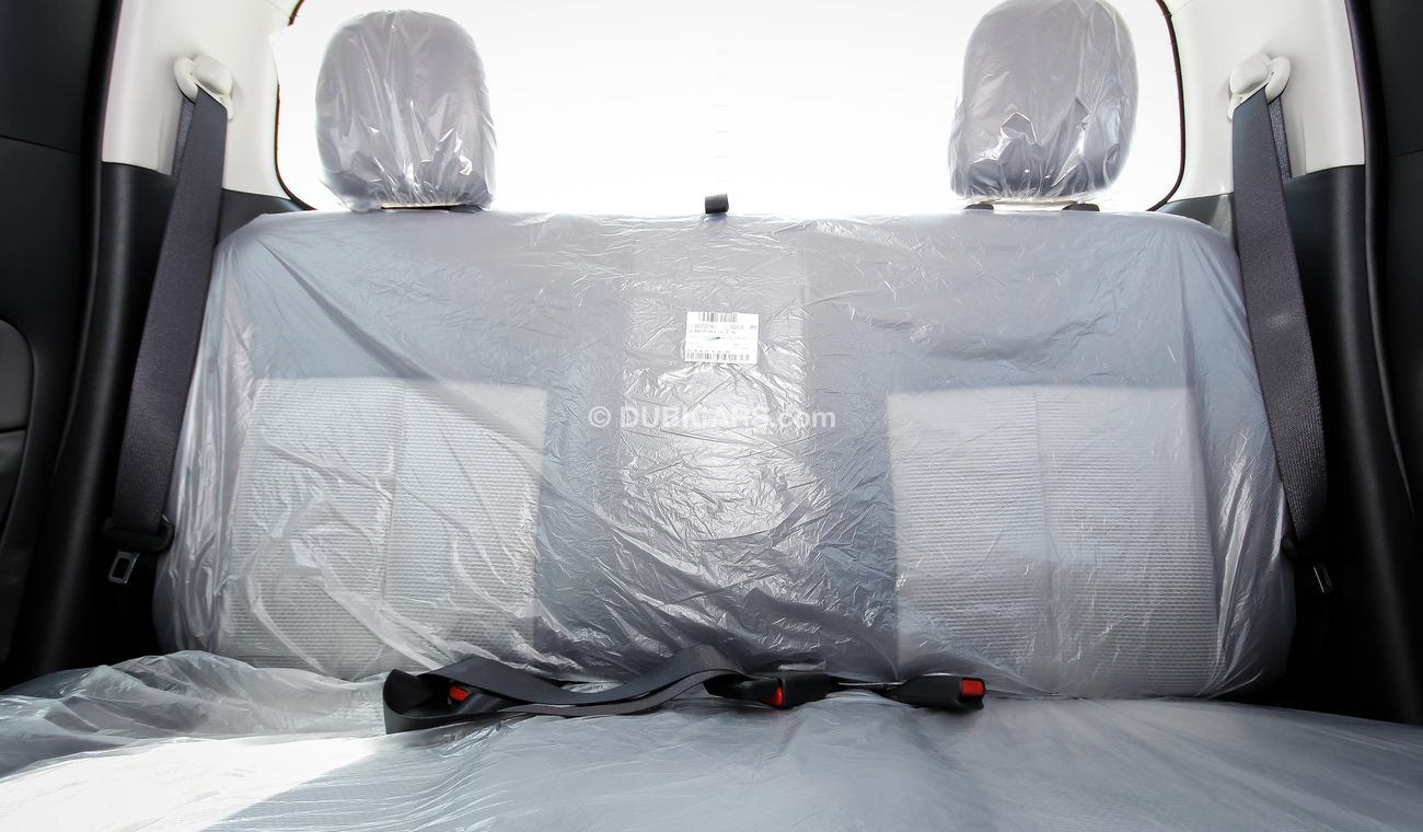 Mitsubishi L200 4x4 Petrol Engine