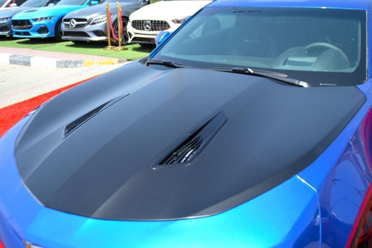 Chevrolet Camaro SS 6.2L Coupe FOR DRIVING PLEASURE LOVERS -- SS MANUAL /V8 6.2L IMPORT FROM JAPAN