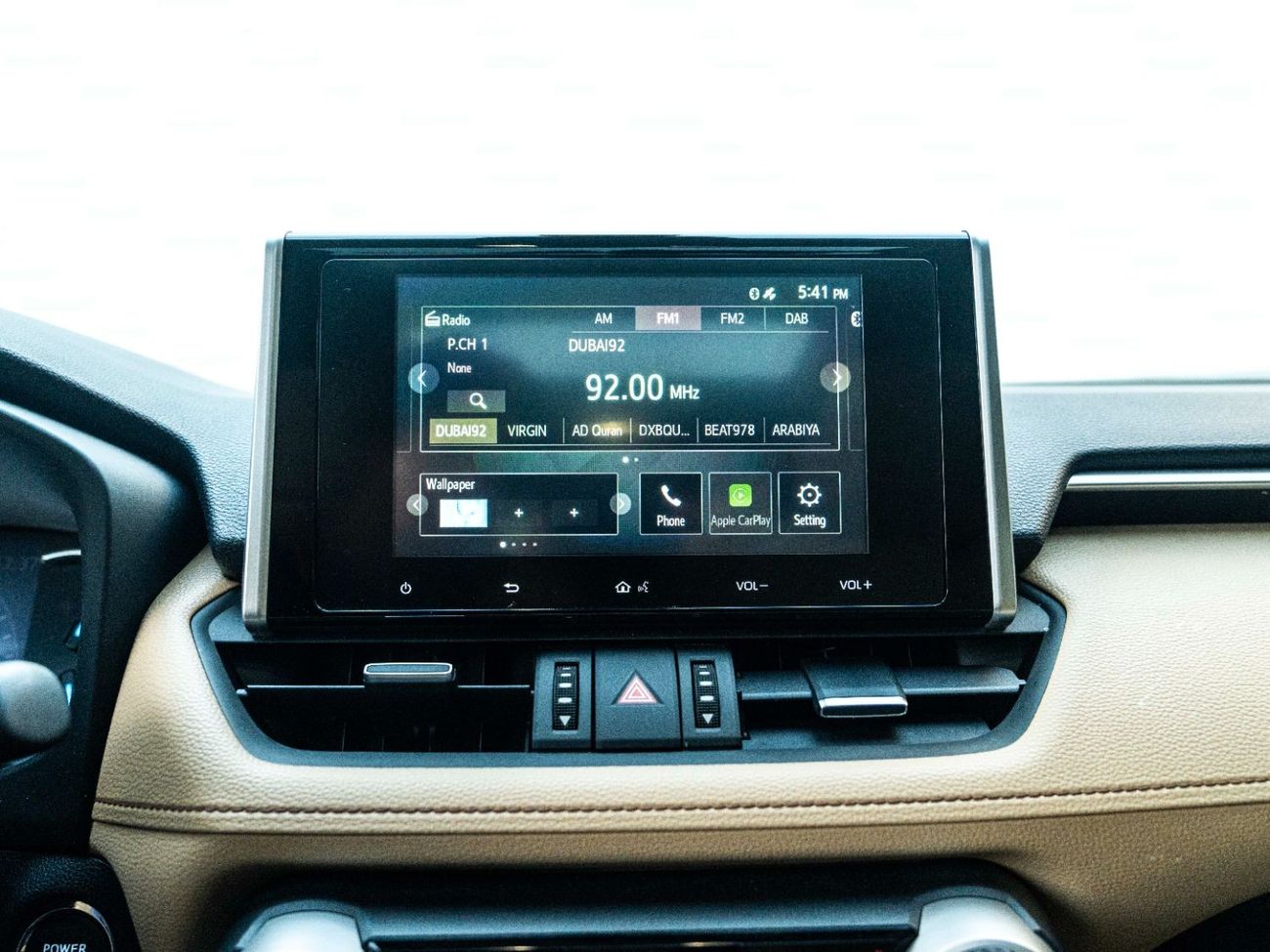 Toyota RAV4 AED 2,327 PM • RAV 4 HYBRID VXR • ONLY 11,500 KMS • OFFICIAL AL FUTTAIM MOTORS TOYOTA WARRANTY