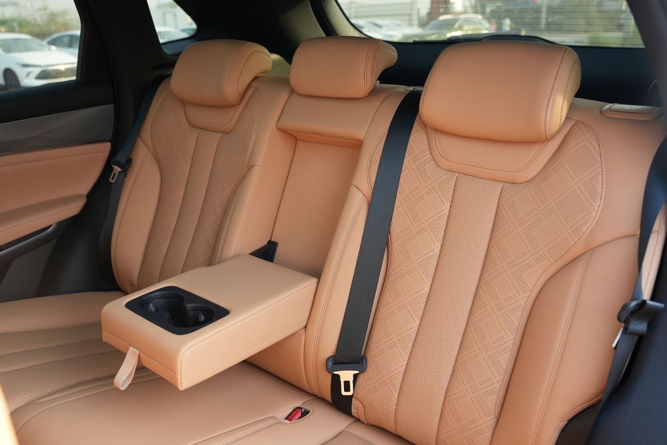 BYD Song L STANDARD 2025 BYD Song L DM-i 112KM Surpass Smart Driving Edition