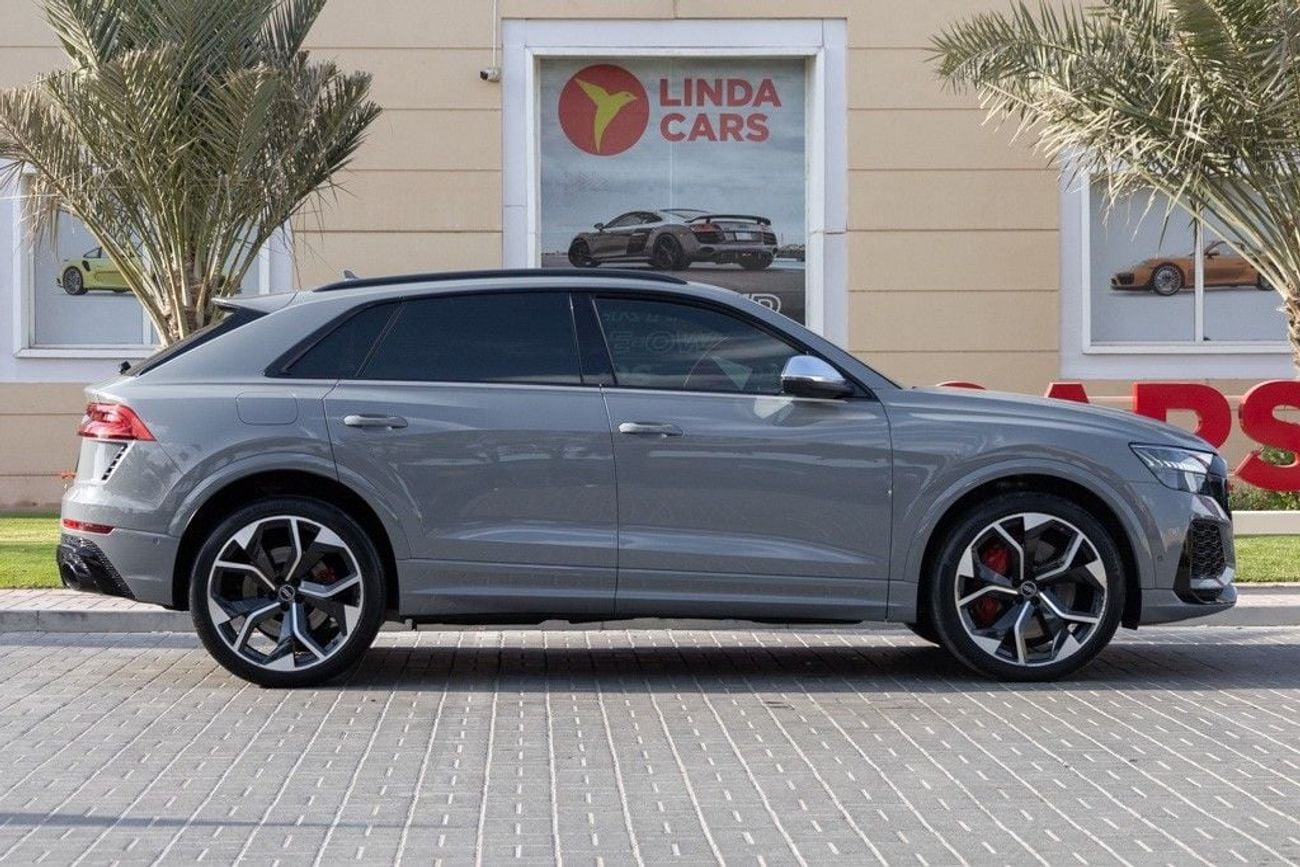 Audi RSQ8 TFSI quattro 4.0L Audi RS Q8 2022 GCC | Warranty | Service Contract