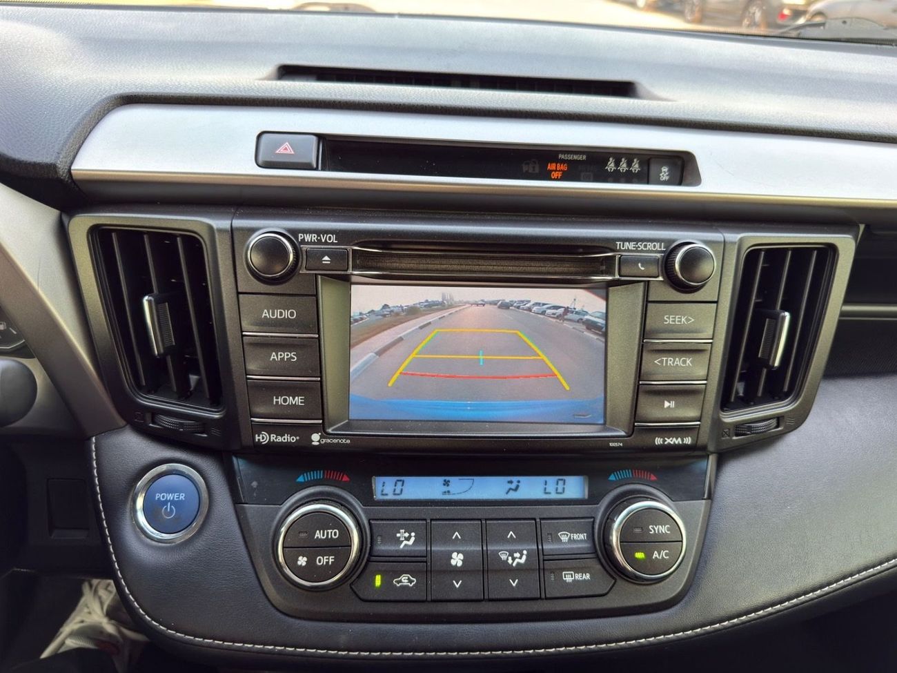 Toyota RAV4 XLE 2.5L Hybrid