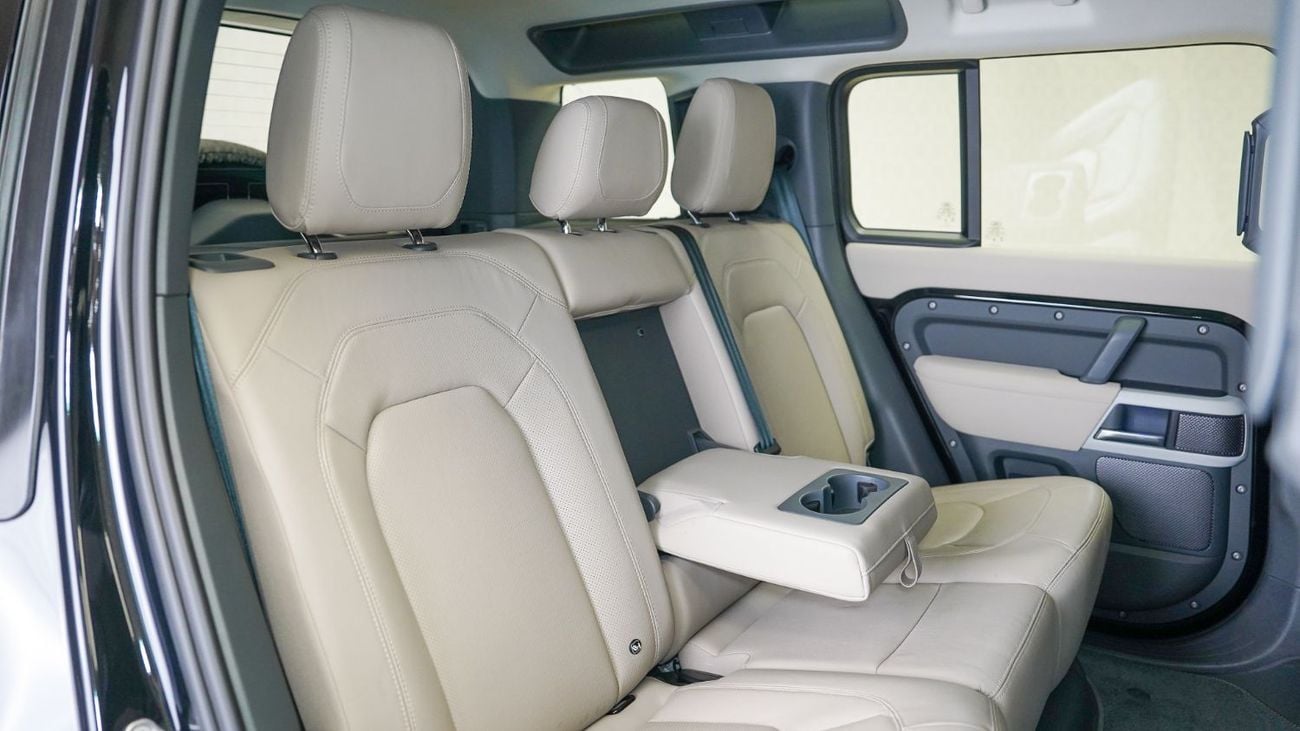 Land Rover Defender P400 110 X-Dynamic SE 3.0L (5 Seater) Widetrack | AED 5,139PM | Warranty June 2028 | GCC