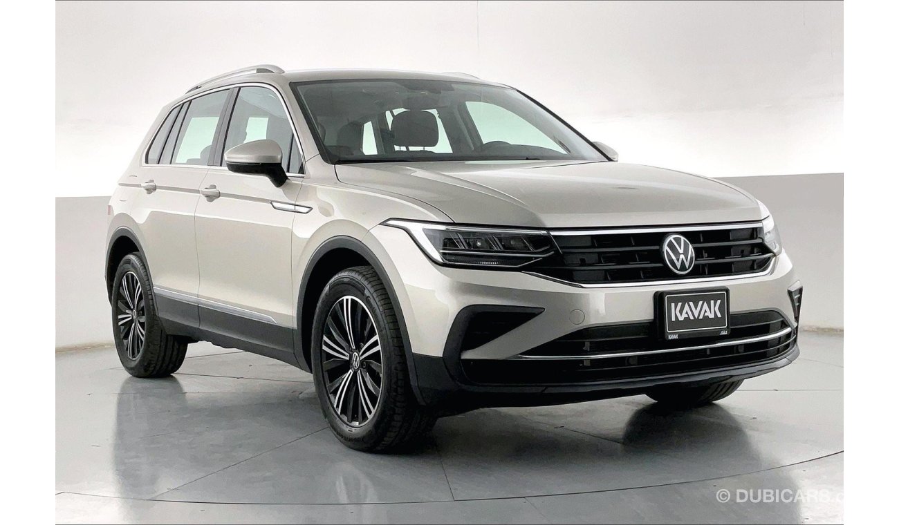 Volkswagen Tiguan Life | 1 year free warranty | 1.99% financing rate | Flood Free