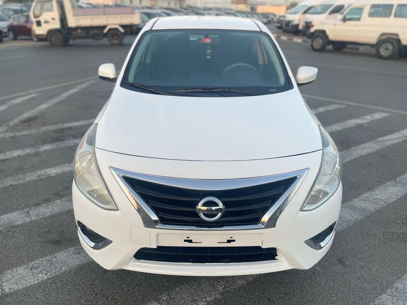 نيسان فيرسا 2017 Nissan Versa (Sunny) SV 1.5L V4 MidOption  Economical