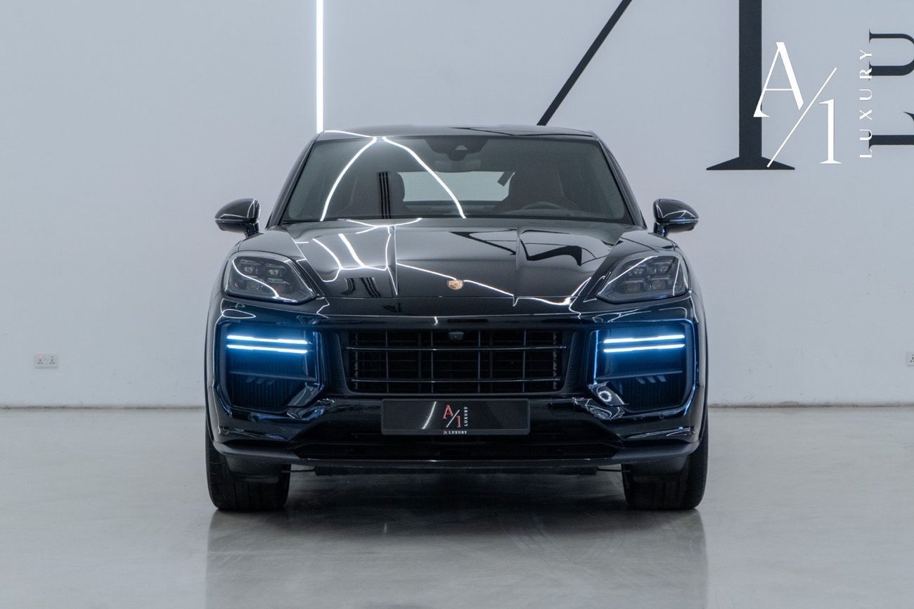 Porsche Cayenne 2024 Cayenne Turbo GT, Carbon Roof, Sport Exhaust System, Ceramic Brakes, GCC Specs