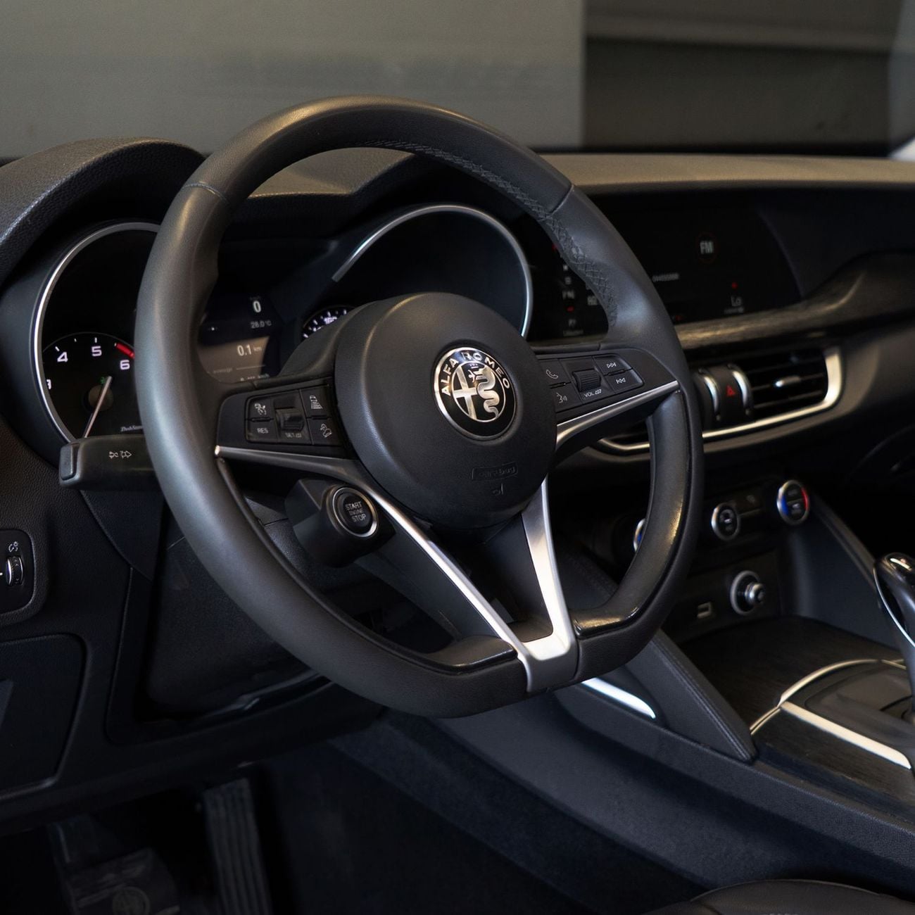 Alfa Romeo Stelvio AED 1,149 P.M • 0% Downpayment • Alfa Romeo Stelvio • 1 Year Warranty