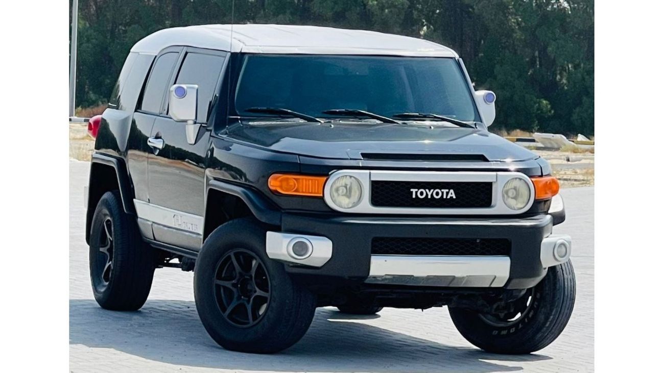 تويوتا إف جي كروزر