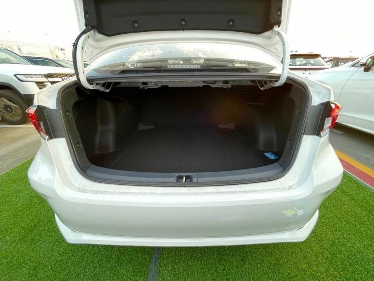 Toyota Corolla Toyota corolla 1.5L full option , sunroof , push start , back camera , sport mode