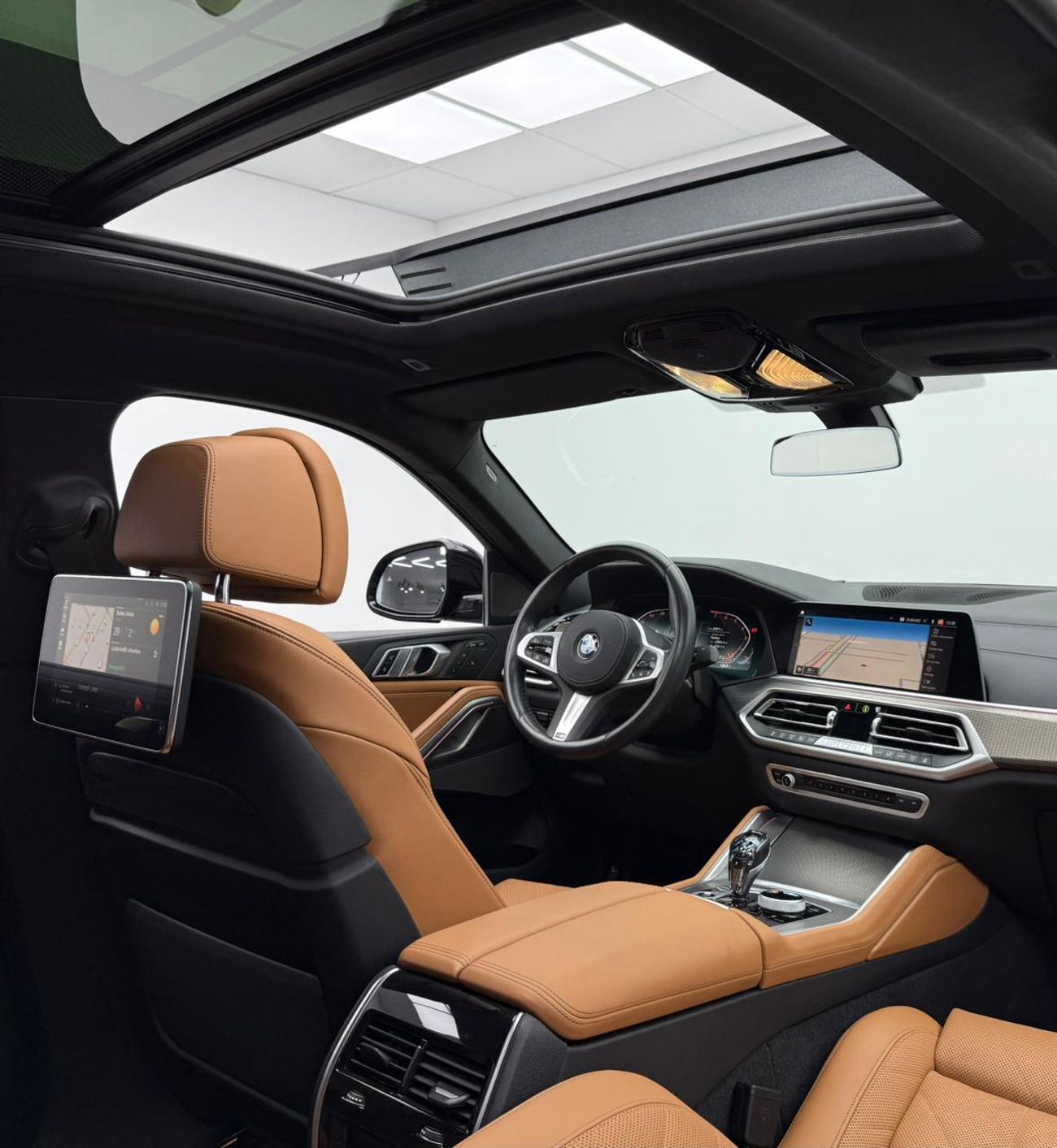 بي أم دبليو X6 40i M Sport 3.0L 2023 BMW X6 xDrive40i M-Sport, 2028 BMW Warranty +   Service Pack, Low Km, Fully Lo