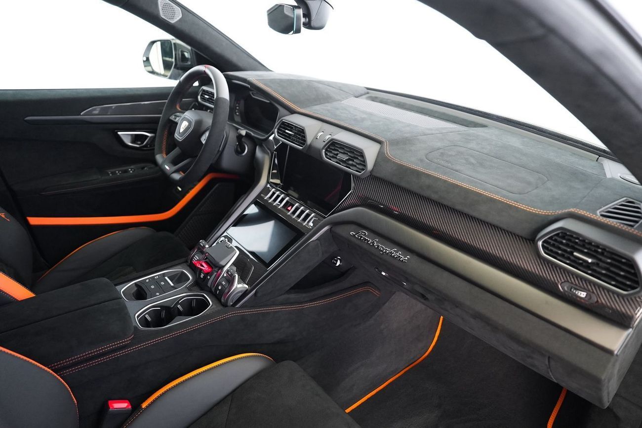 Lamborghini Urus 4.0T V8 Performante