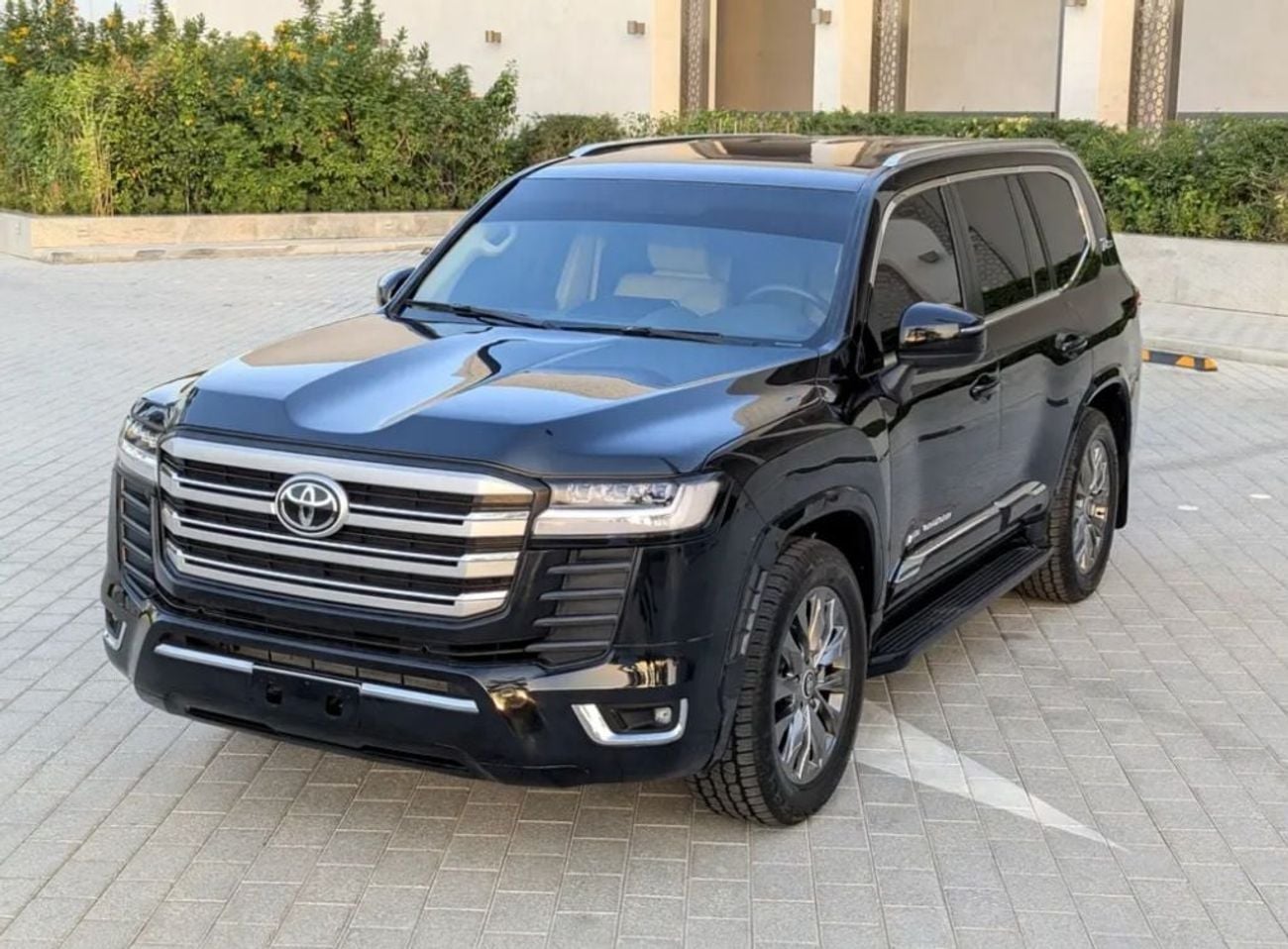 Toyota Land Cruiser Toyota landcruise 2021Model Facelifted 2025 4.0L v6 GXR petrol Engine Colour Black push start Transm