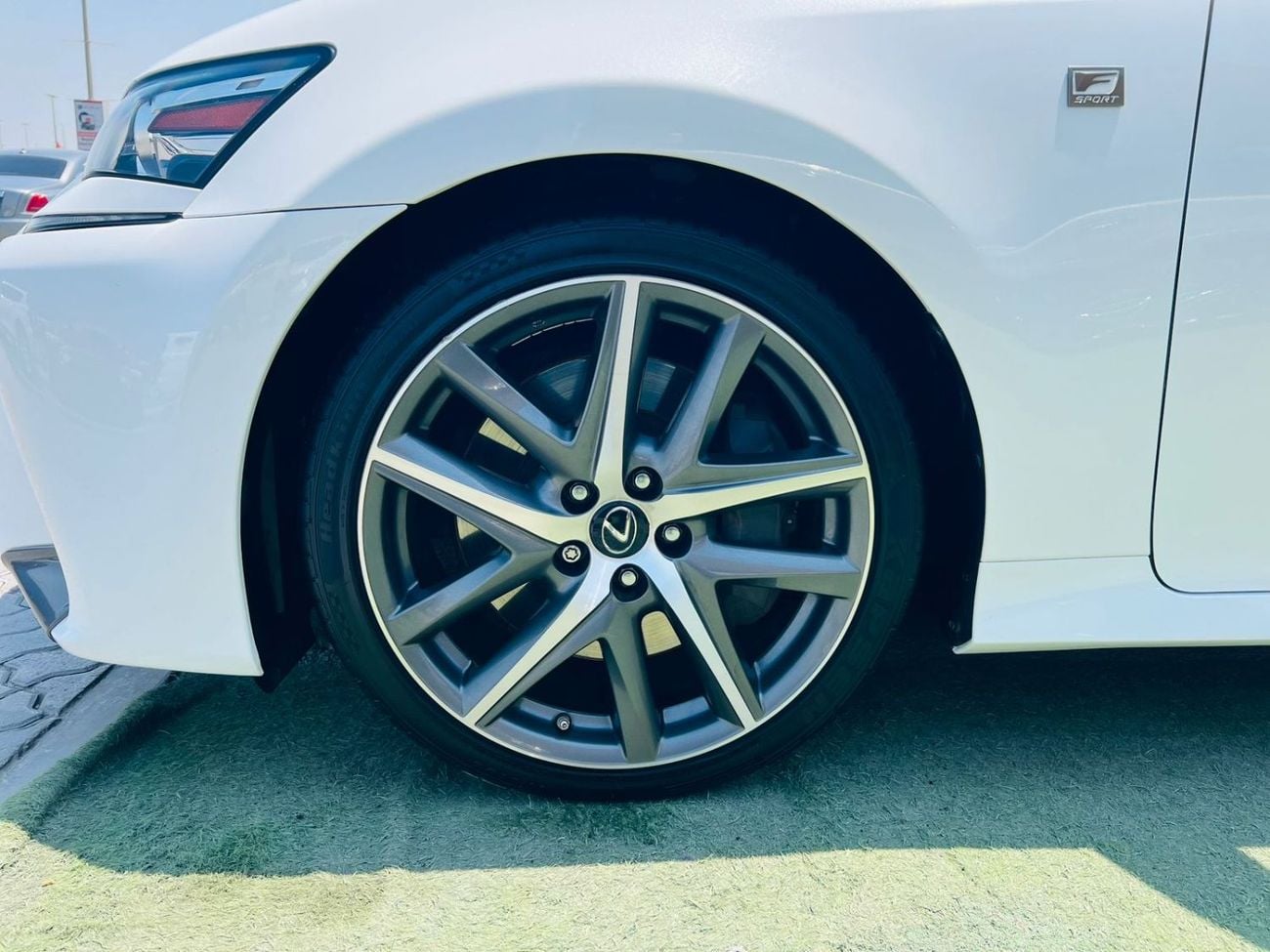 لكزس GS 350 F-SPORT