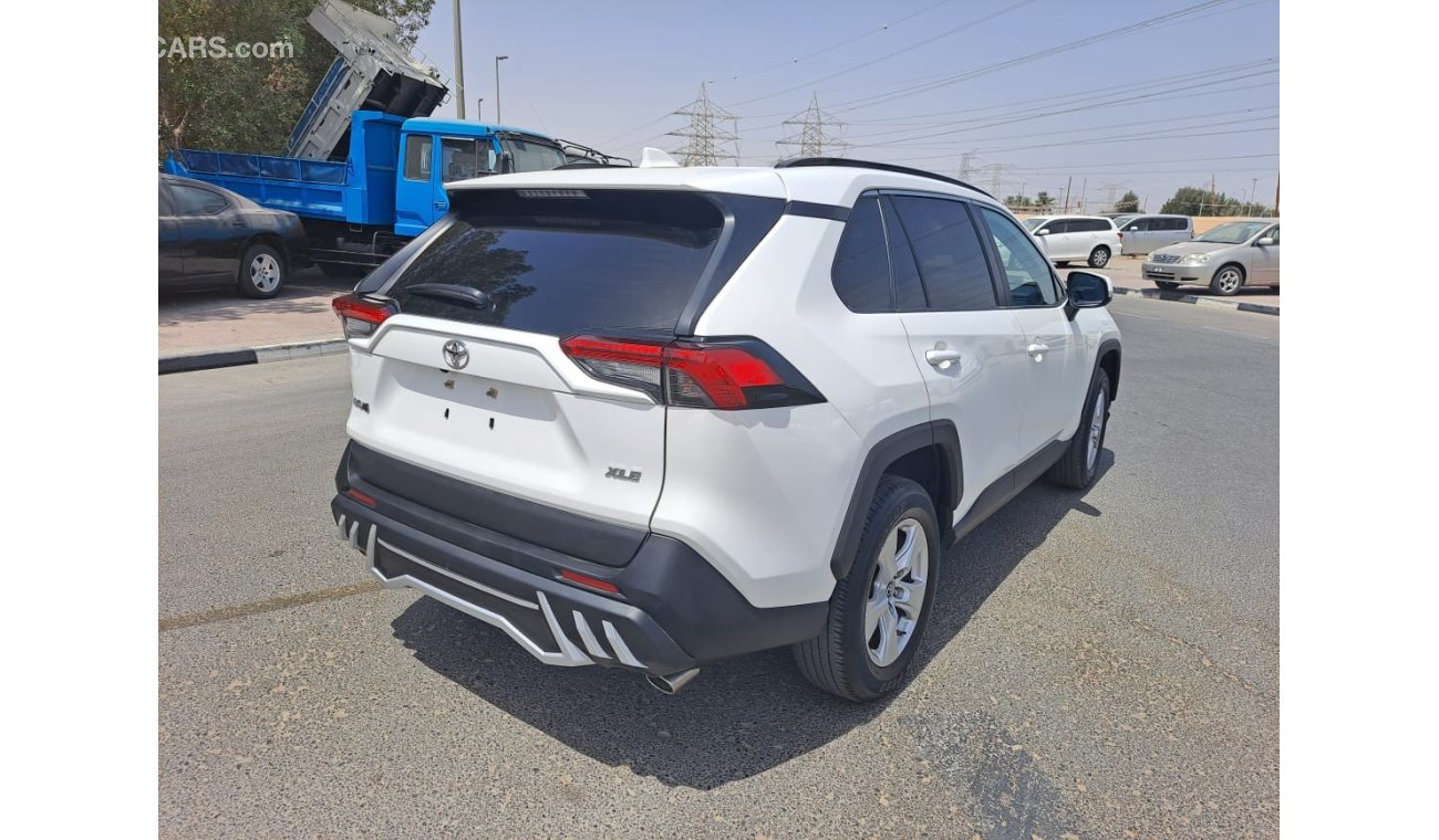 تويوتا راف ٤ TOYOTA RAV4 FULL OPTION