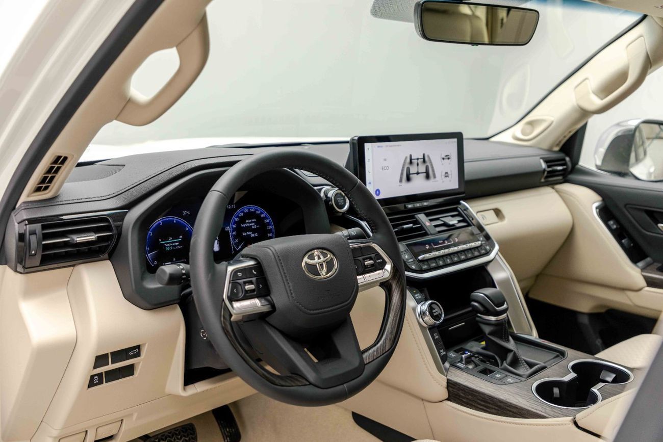 تويوتا لاند كروزر VX HI 3.5L - White Pearl Inside Beige | Export Only