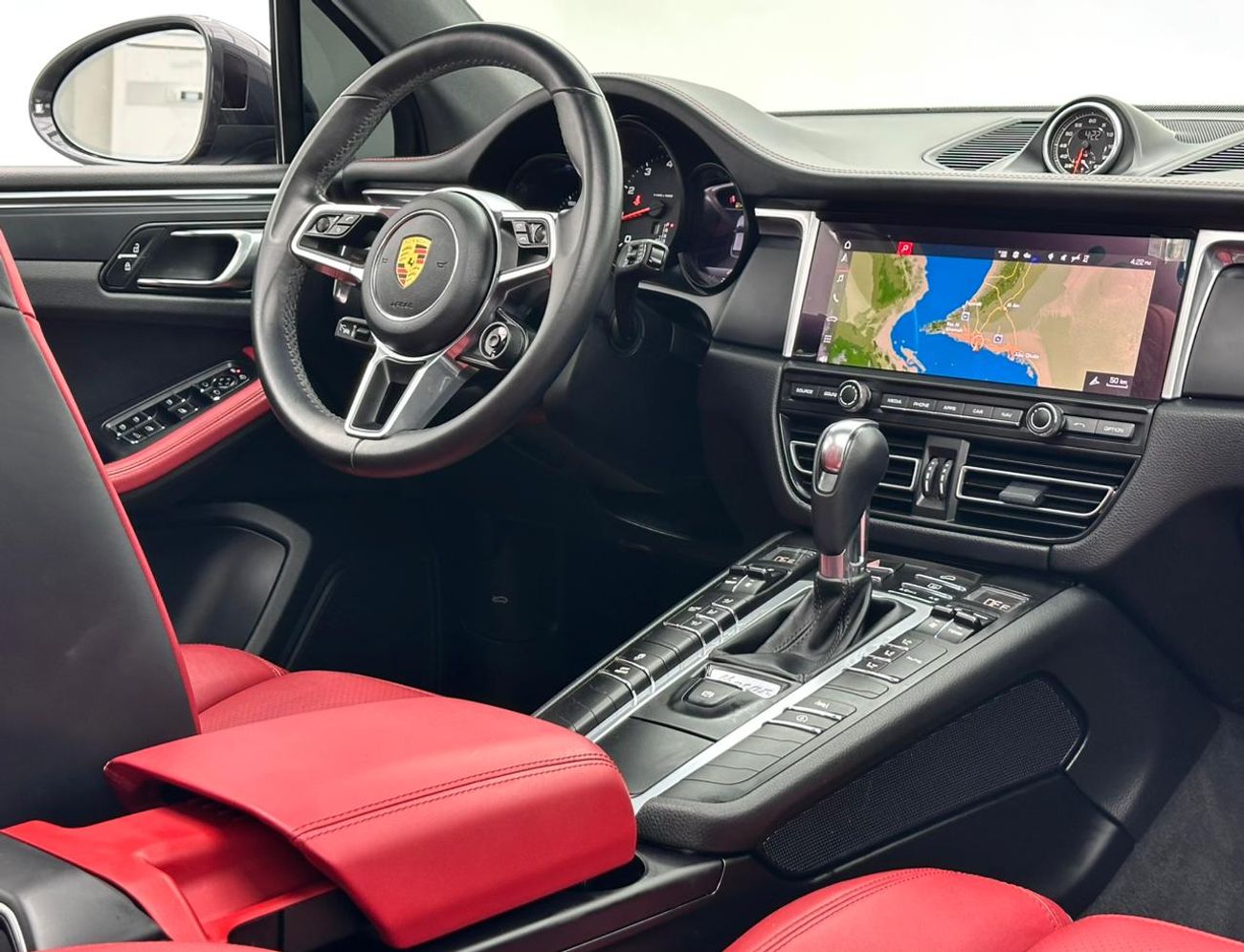 Porsche Macan 2020 Porsche Macan, 1 Year Unlimited Km Warranty, Porsche Full Service History, GCC