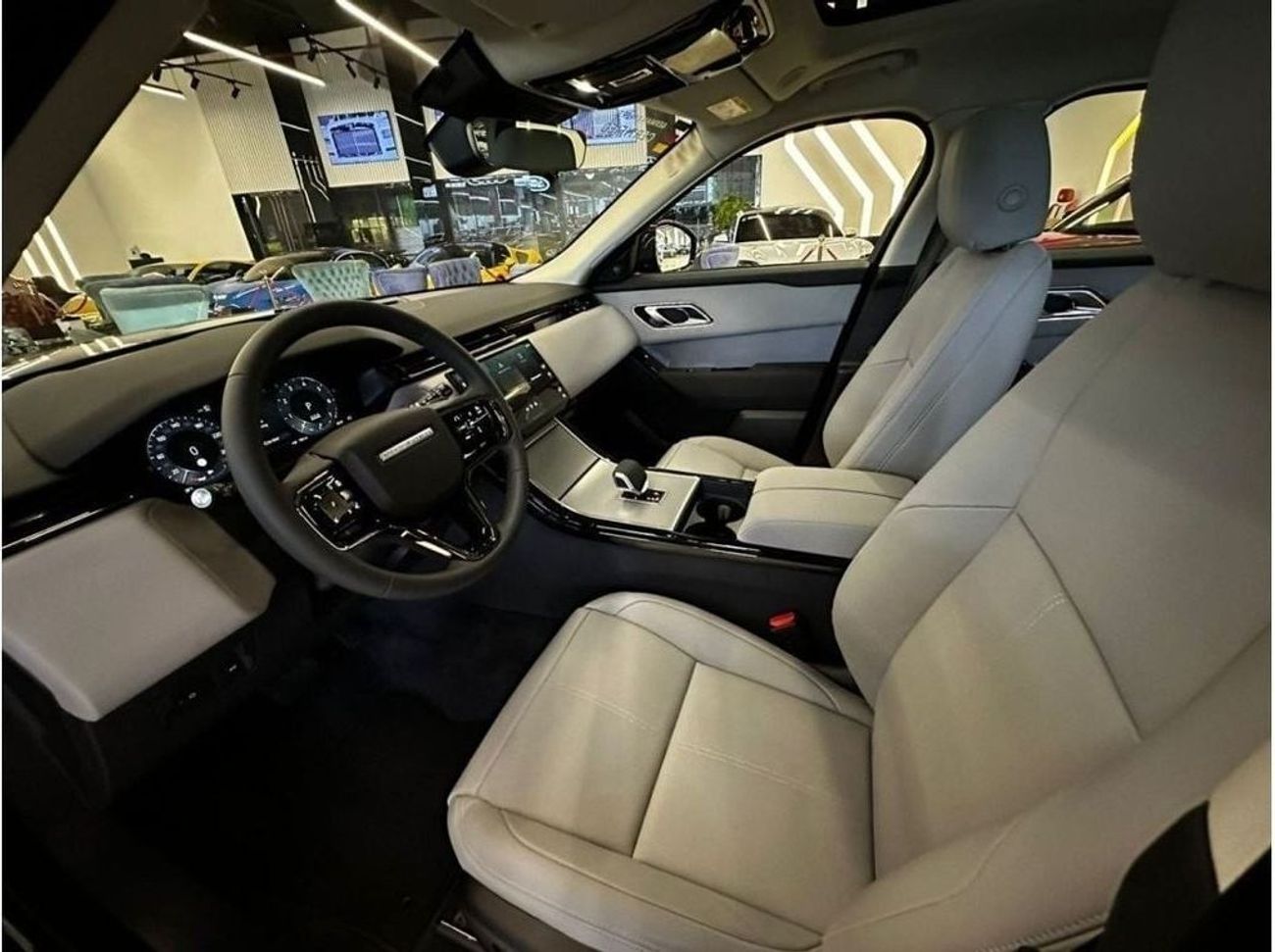 Land Rover Range Rover Velar 2025 Range Rover Velar P250 DYNAMIC SE/WARRANTY AND SERVICE CONTRACT UNLIMITED MILEAGE