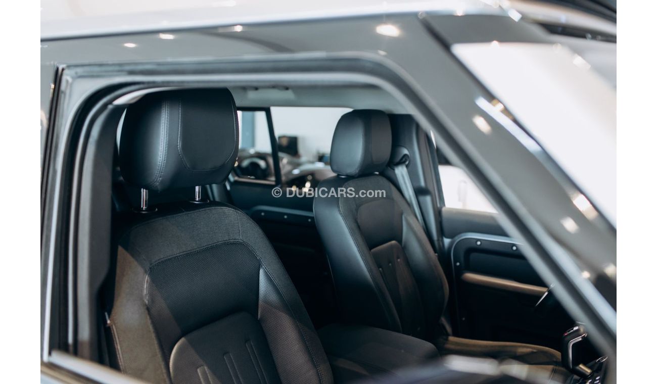 Land Rover Defender P300 110 S 2021 URBAN Defender 110 P300, 2026 Al Tayer Warranty, Full Land Rover Service History, GC