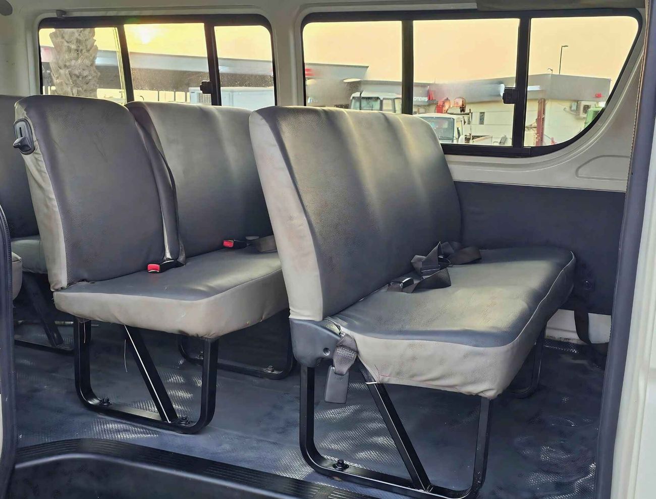 Toyota Hiace PASSENGER/ 2015 SHAPE/ PATROL/ 15 SEATER/ MANUAL/ LOT# 24788