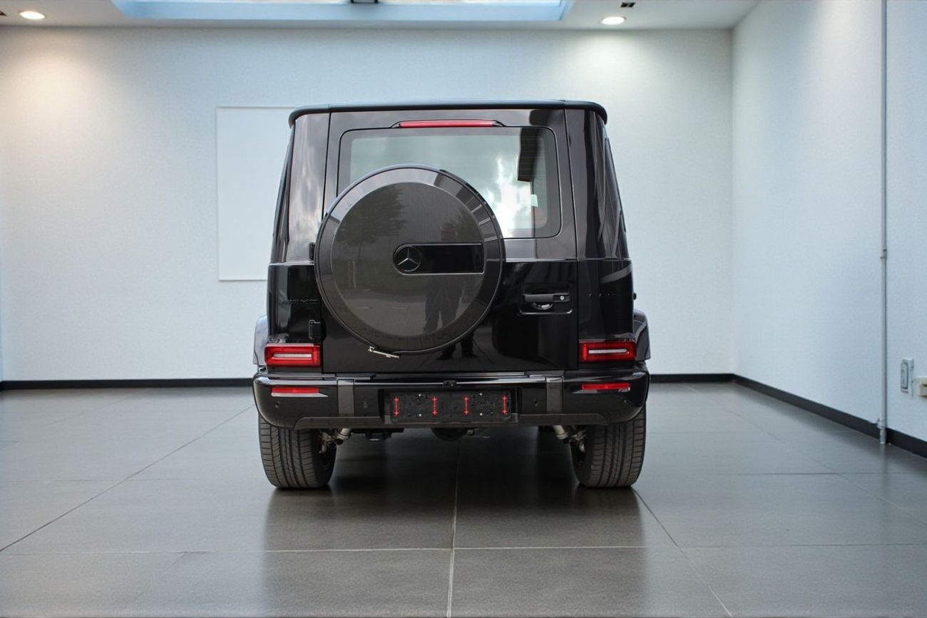 مرسيدس بنز G 63 AMG ميرسيدس بنز 4.0 لتر - 8 سلندر