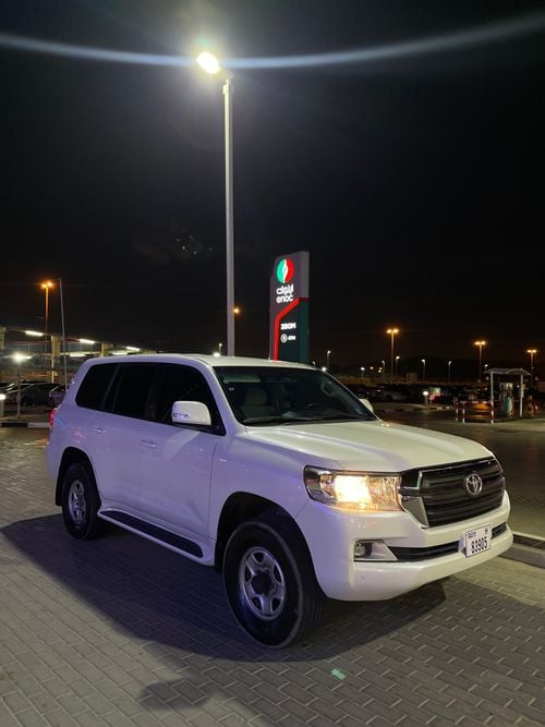 تويوتا لاند كروزر