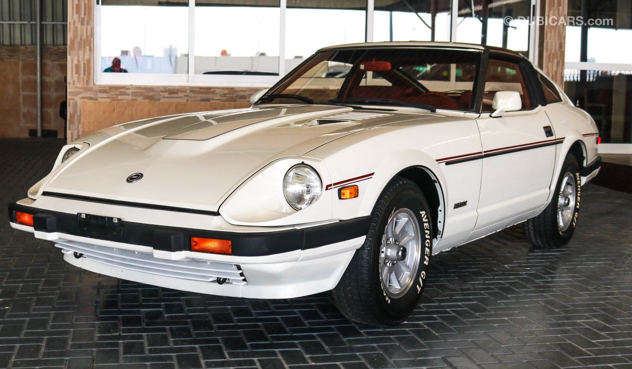 Datsun 280ZX Datsun ZX 280 is in excellent condition and has absolutely no defects