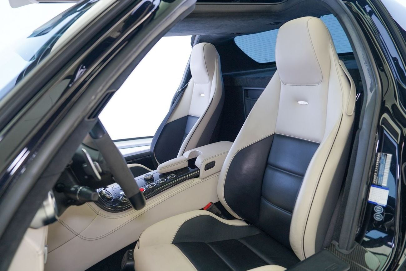 مرسيدس بنز SLS AMG Std 6.2L