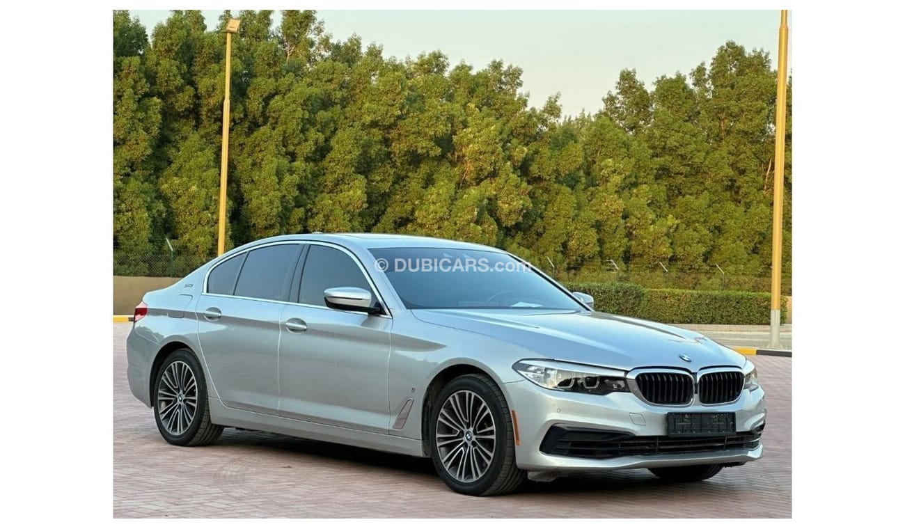 BMW 530i BMW 530e Hybird 2019 US Good Condition // Full Option