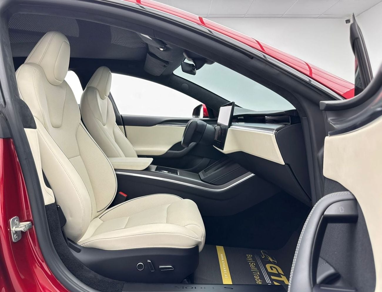 تسلا Model S 2023 Tesla Model S Plaid, 3/2028 Tesla Warranty, Tesla Full Service History, GCC