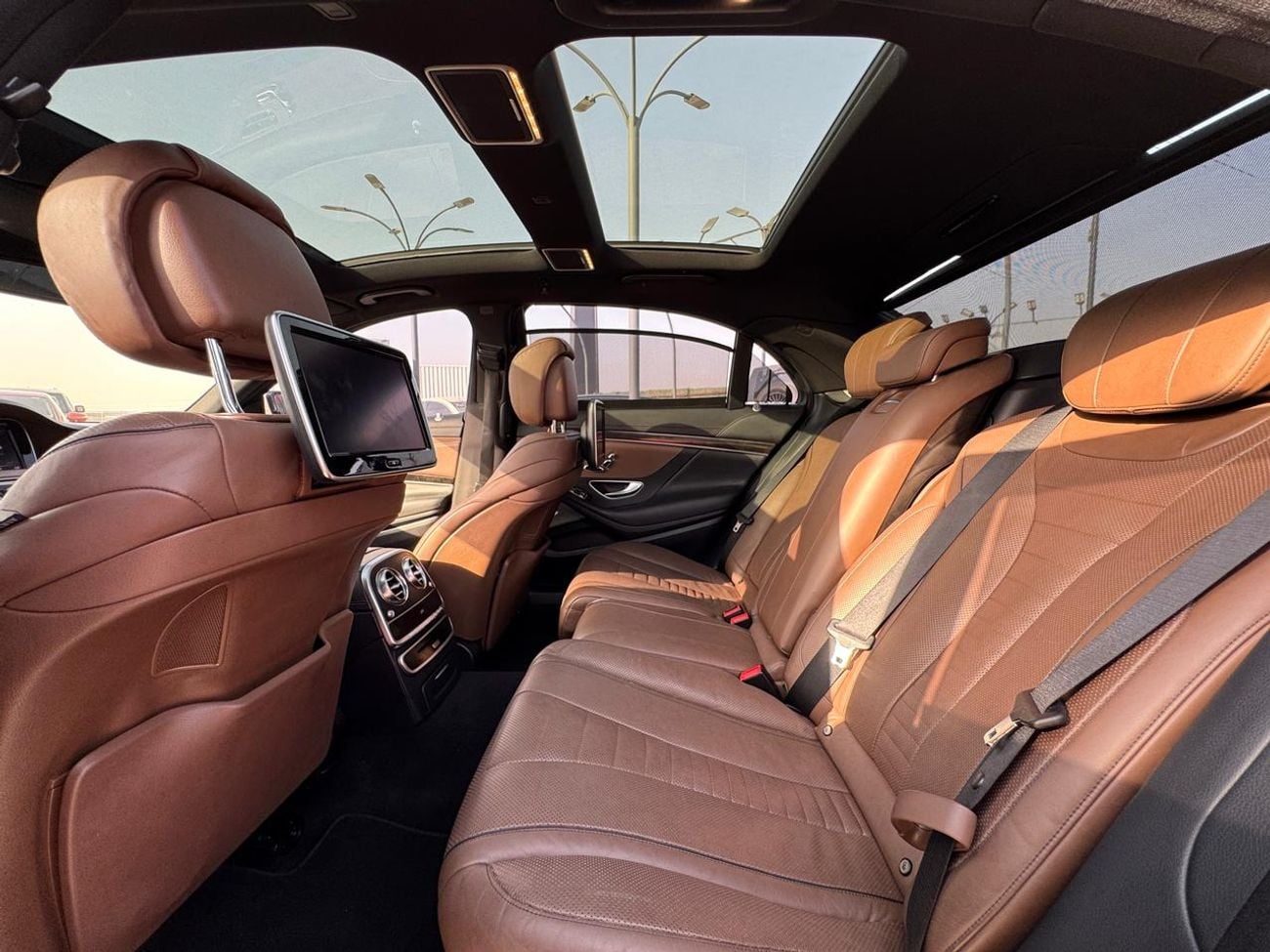 Mercedes-Benz S 500