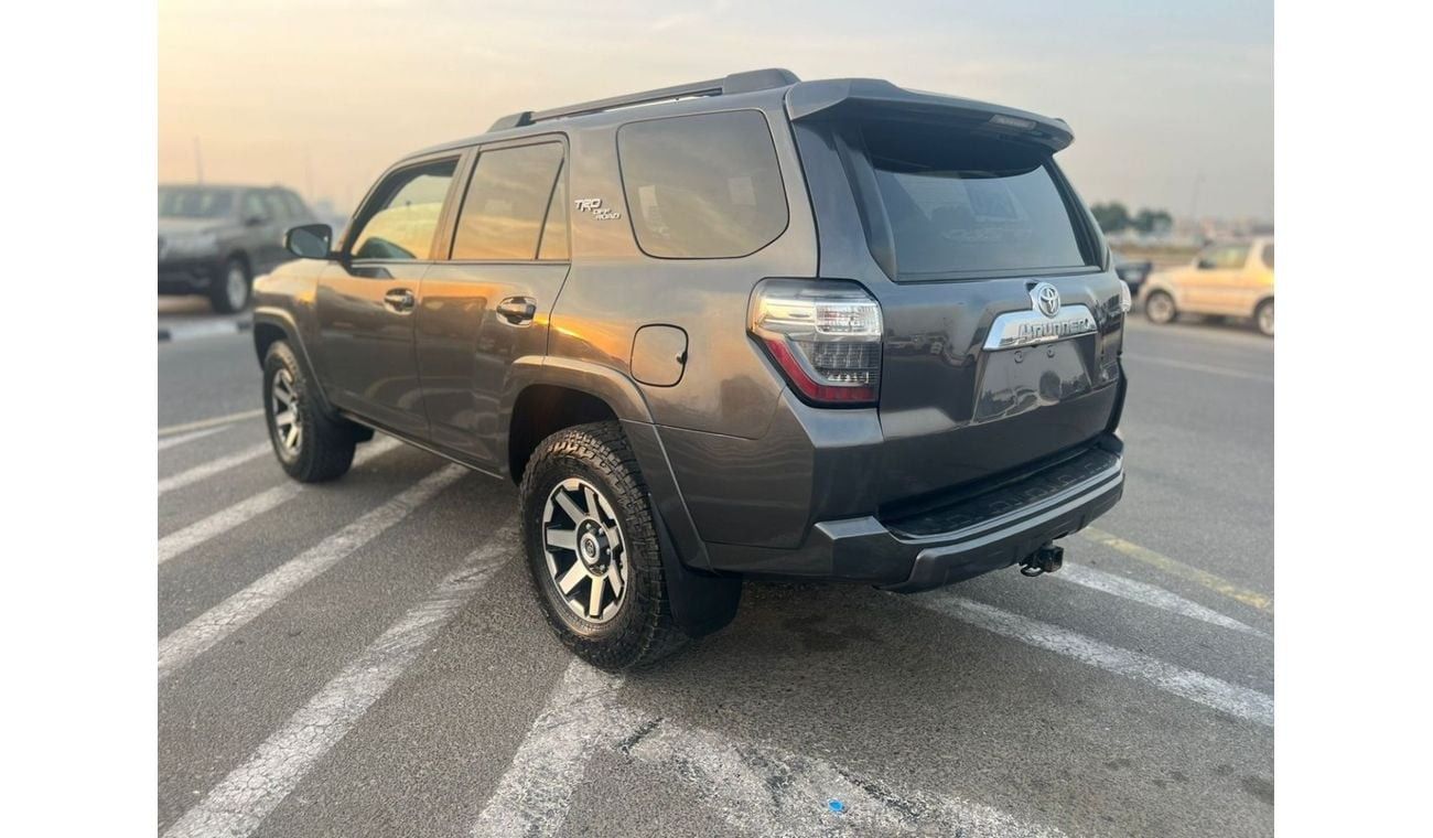 Toyota 4Runner 2019 TOYOTA 4RUNNER, TRD OFF ROAD - 4x4 - 4.0L V6 - Diff Lock and Crawl Control - 46600 Mileage